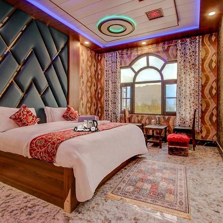 Hotel Royal Hameed Srīnagar Quarto foto