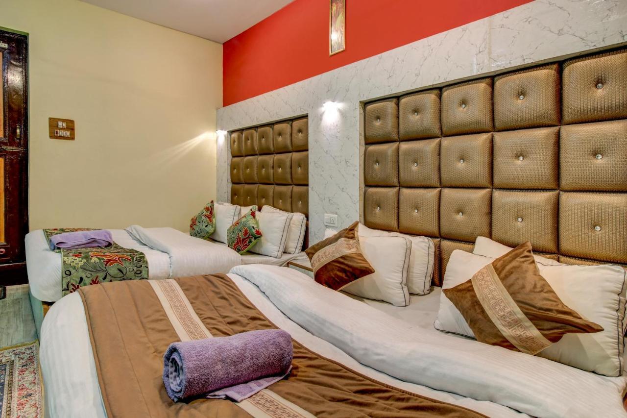 Hotel Royal Hameed Srīnagar Quarto foto